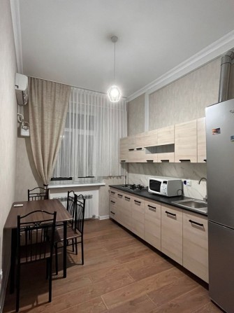 Продаж чудової квартири в самому центрі у закритому дворі - фото 1