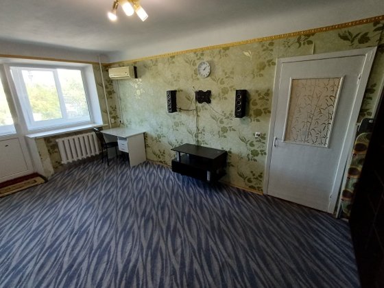 Продається 1 кімнатна квартира у центрі Запоріжжя