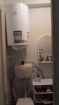 Продам квартиру (две комнаты) - фото 1