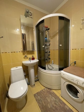 Продаю 2 квартиру с автоном. отоплением пр. Центральный! - фото 1