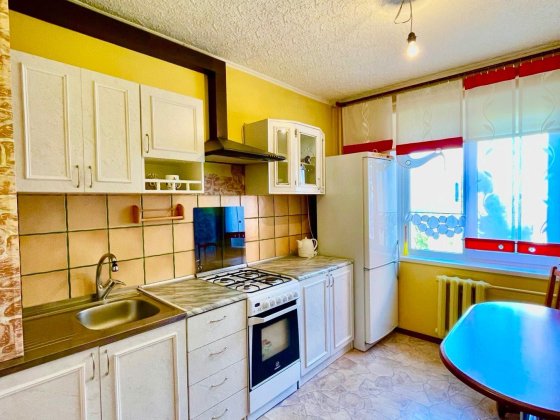 Продаж 3 кімнатної квартири вул.Сихівська (ТЦ "Іскра") Львов