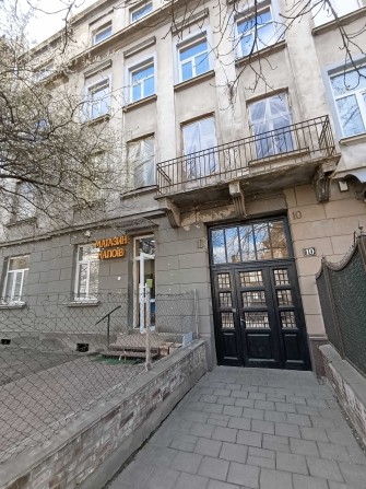 Продаж 3 кім. квартири в польському люксі 30х років вул. Мельника 10 - фото 1