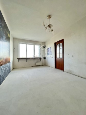 Продам светлую 4 к квартиру Залютино, м.Холодная гора, є-відновлення! - фото 1