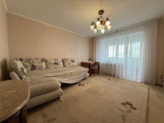 Продаётся трёхкомнатная квартира с АВТОНОМНЫМ отоплением на Намыве Николаев