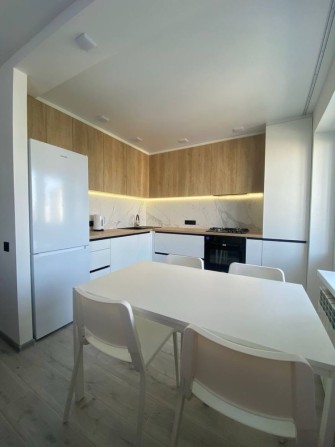 Продам власну 1 кімнатну  квартиру 40 кв/м, в. Ладозька . Капремонт.. - фото 1