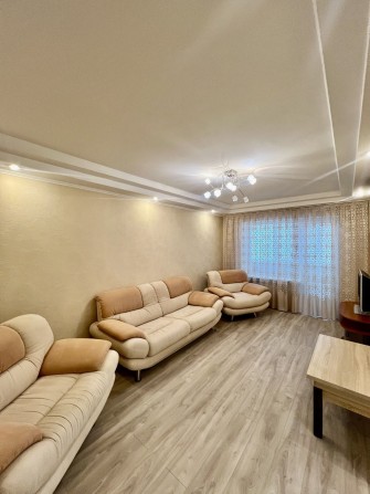 Продажа 3х-комн.кв. пр. Юбилейный 5/9 центр с хорошим ремонтом - фото 1