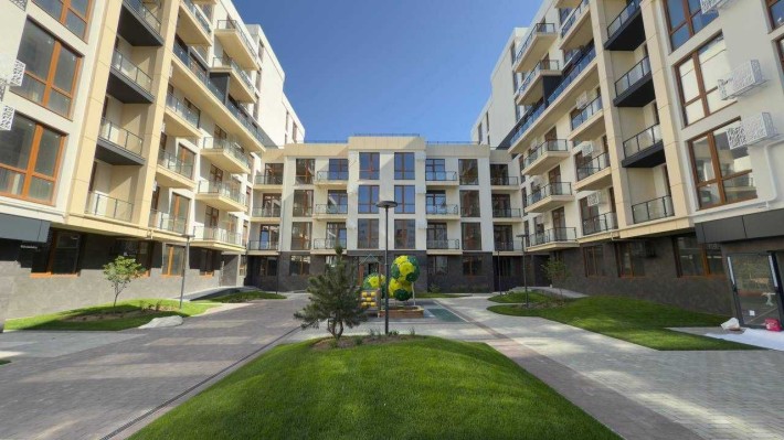 Продаж 1-кім квартири в ЖК Auroom Lounge  вул. Під Голоском. - фото 1