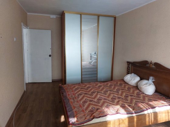 Продам 1 квартиру Комун.Рынок Харьков