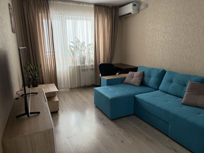 Продам 1 комн. квартиру на Черемушках ул. Варненская (149-171) - фото 1