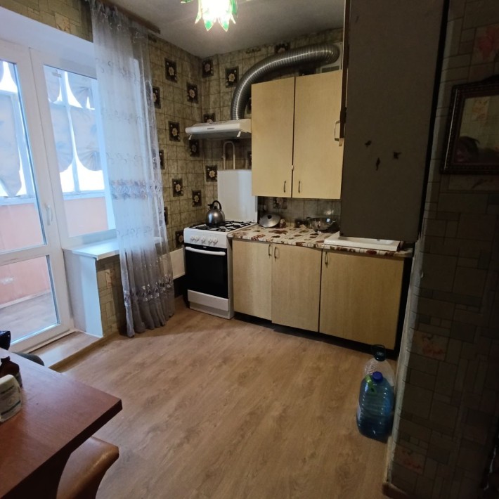 Продаю 1 ком кв Намыв балкон и лоджия - фото 1