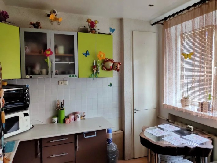 Продам 2х ком. кв-ру в центре, Сталинка,ул. Независимой Украины 2/3 - фото 1