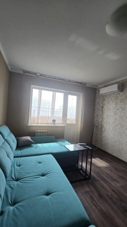 Продаж квартири з ремонтом, меблями і технікою - фото 1