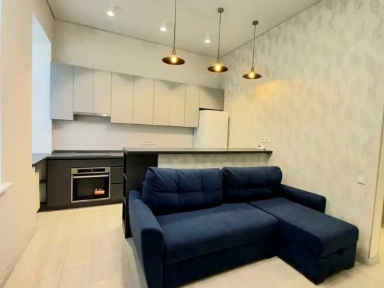 Продаж 2 к/к + гараж. Центр , вул. Спаська Николаев