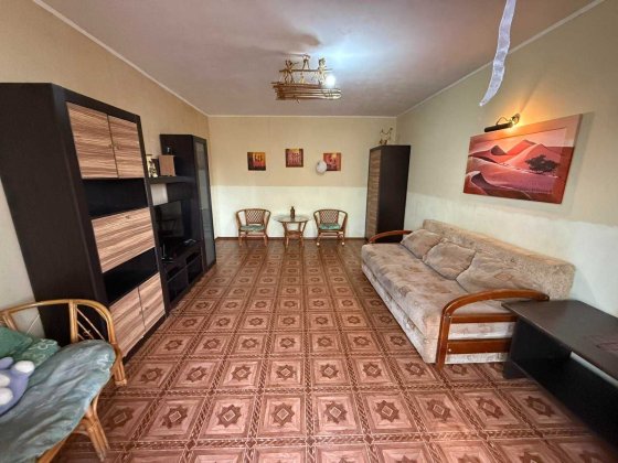 Продается 2-х комн. большая квартира 63 кв.м, Бульвар Центральный 22А