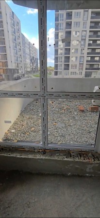 Продаж 3х кімнатної квартири з терасою - фото 1