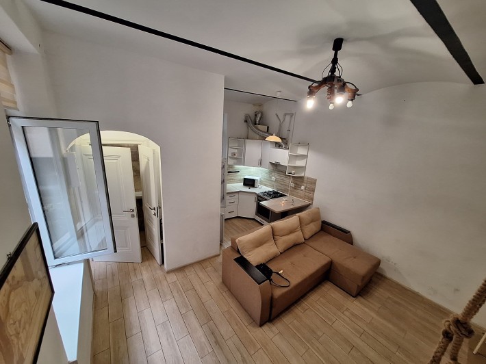 Продаж квартири з ремонтом в центрі Львова - фото 1