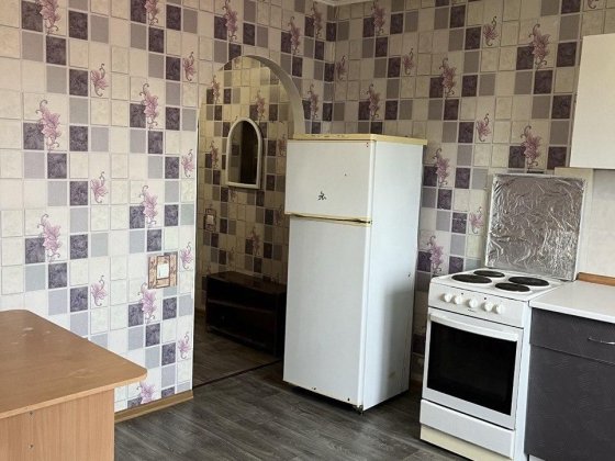 Продам 1-к квартиру с ремонтом на Ленпоселке (3-187-157)