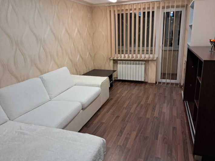 Продается 2 ком квартира по ул. Почтовая, Александровский  р-н - фото 1