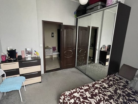 Продаж 1-кімнатної квартири на землі в центрі Миколаїв