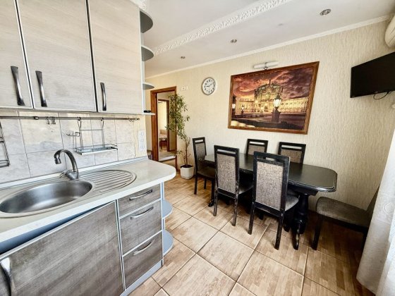 3 кімнатна кв вул. Автозаводська / Ромакс