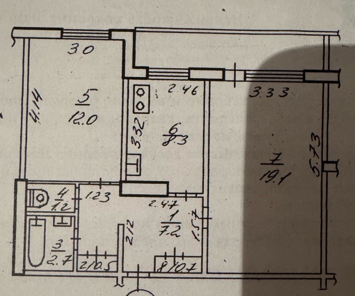 2 комн,Грицевца 20 б,3 этаж,кухня по середине - фото 1