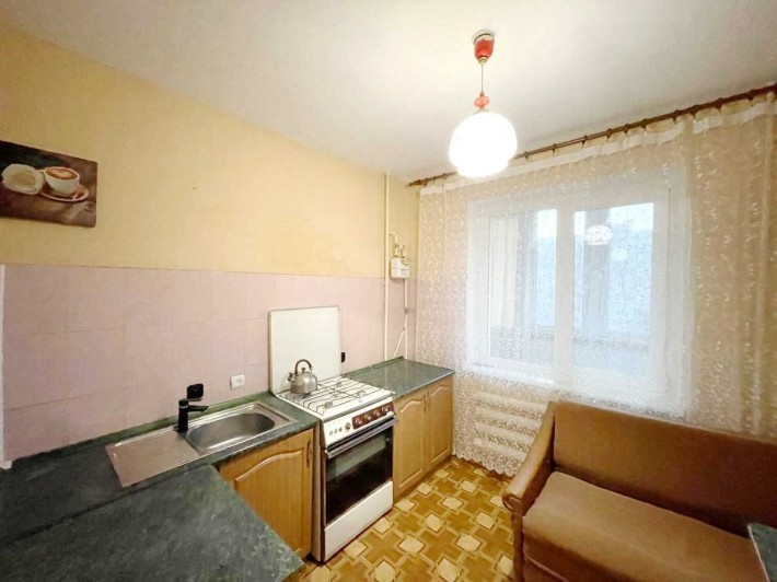 Продаж великогабаритної 1-кімнатної квартири на Океанівській. - фото 1