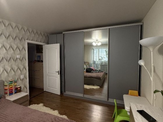 2-х кімнатна квартира в мікрорайоні Намив, вул Лазурна. Власник Николаев