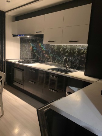 Продам  2 комн. кв. 70 м2  район Новые Дома. - фото 1