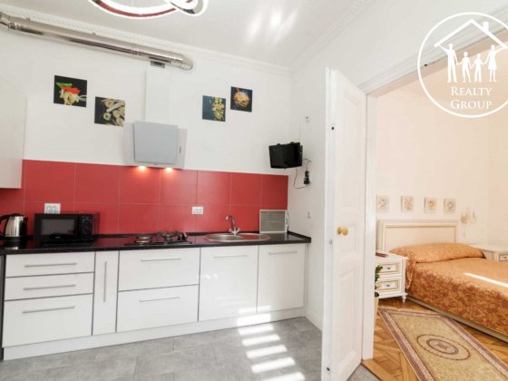 Продаж 1-кімнатної квартири в польському будинку Львів