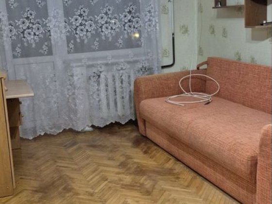1 к.из.кв. в 10-ти мин. от метро Дворец спорта.Реальная-17500$. Торг Харьков