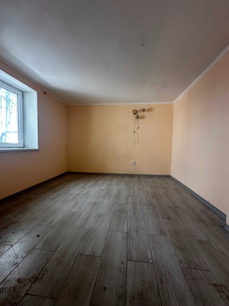 Центр Ласточкина Гор Сад 1 ком Квартира на земле с Ремонтом - фото 1