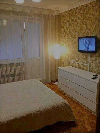 Продам 4 к. квартиру на Северной Салтовке.(404552) - фото 1