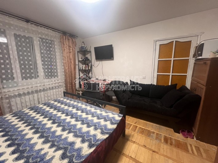 Продам 2-к кв в будинку гост типу за універмагом "Харків" - фото 1