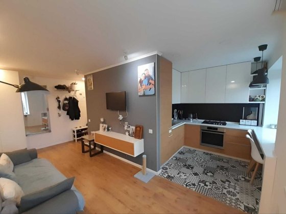 Продам 2 ком. квартиру с авторским ремонтом,Павлово Поле,23 Августа VI Харьков