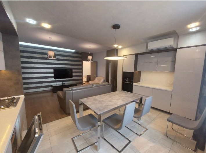 3-к(3 спальни),новострой,ГАЗ,м.Ярослава Мудрого 2 мин - фото 1