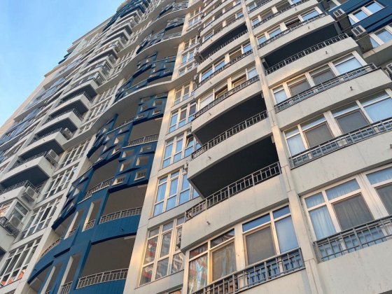 Парк Победы. Трехкомнатная квартира. Частичный ремонт. ЖК 4 сезона Одеса