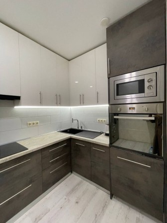 Уютная 3х ком квартира 86м2 с ремонтом на Балакирева. - фото 1