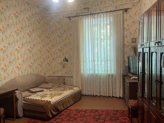 Продам 2-комнатную квартиру с газовым котлом, подвалом, Михайловская