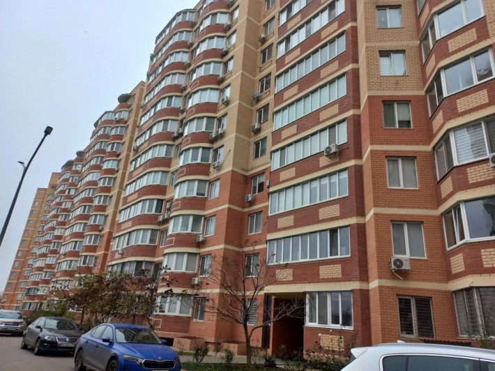 Госпрограммы! В Янтарный въехать проще, чем найти парковку - фото 1