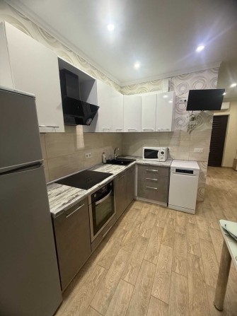 *У продажу гарна 1-кімнатна квартира в ЖК Перлина 47 - фото 1