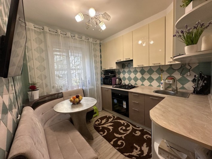 3 комнатная Клубничный переулок Блочно кирпичный дом - фото 1