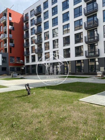 Продаж 1-но кімнатної квартири в цегляній новобудові в оточенні лісу - фото 1