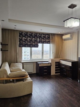 Терміново! Простора 1-кім.квартира в ЖК "Брест-Литовський", Чайки - фото 1