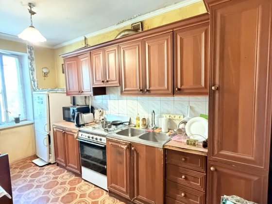 ‼️ продаж 3-и кімнатної Єфремова ( Чупринки , Коновальця) Львів