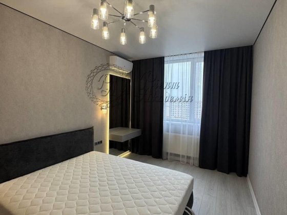 Продається 1-кімнатна квартира в ЖК "Софіївські Липки" Софиевская Борщаговка