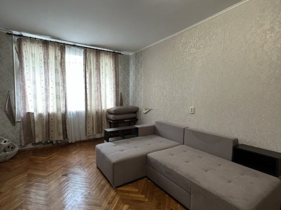 Продаж 4-х кімнатної квартири просп.Героїв України 20в Миколаїв