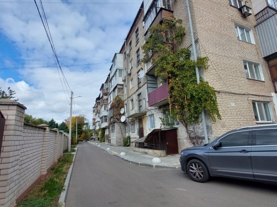 Продам Трьохкімнатну квартиру ЮТЗ Николаев