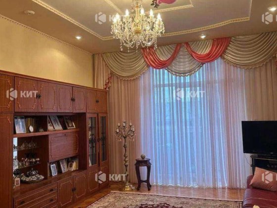 3к.77м2 Центр Держпром (м. Научная, пр. Независимости) 130713 Харьков