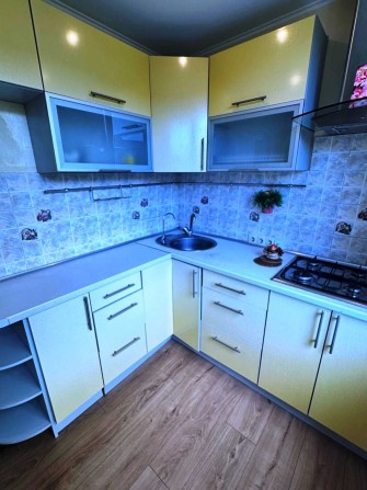 Продам 2 - комнатную квартиру на Салтовке . Сертификат !!! - фото 1