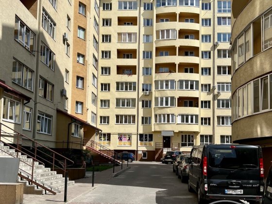 Продам 2 к квартиру!Новобудова за 15 хв до центру!Залізнична-Шевченка! Львов